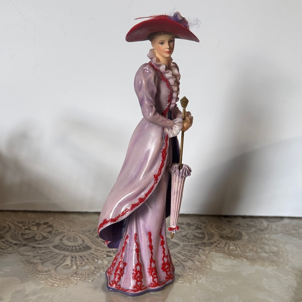 Thomas Kinkade "Tea At Three" figurine from the Portraits of Style and Grace